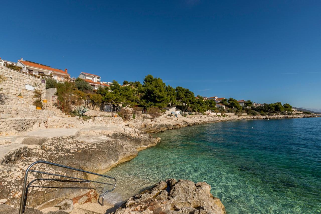 Apart Sa Terasom 250M Od Plaze,Parking,Wi Fi,Rostilj Трогир Экстерьер фото